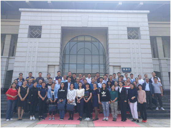 强化自身建设 巩固基层党建