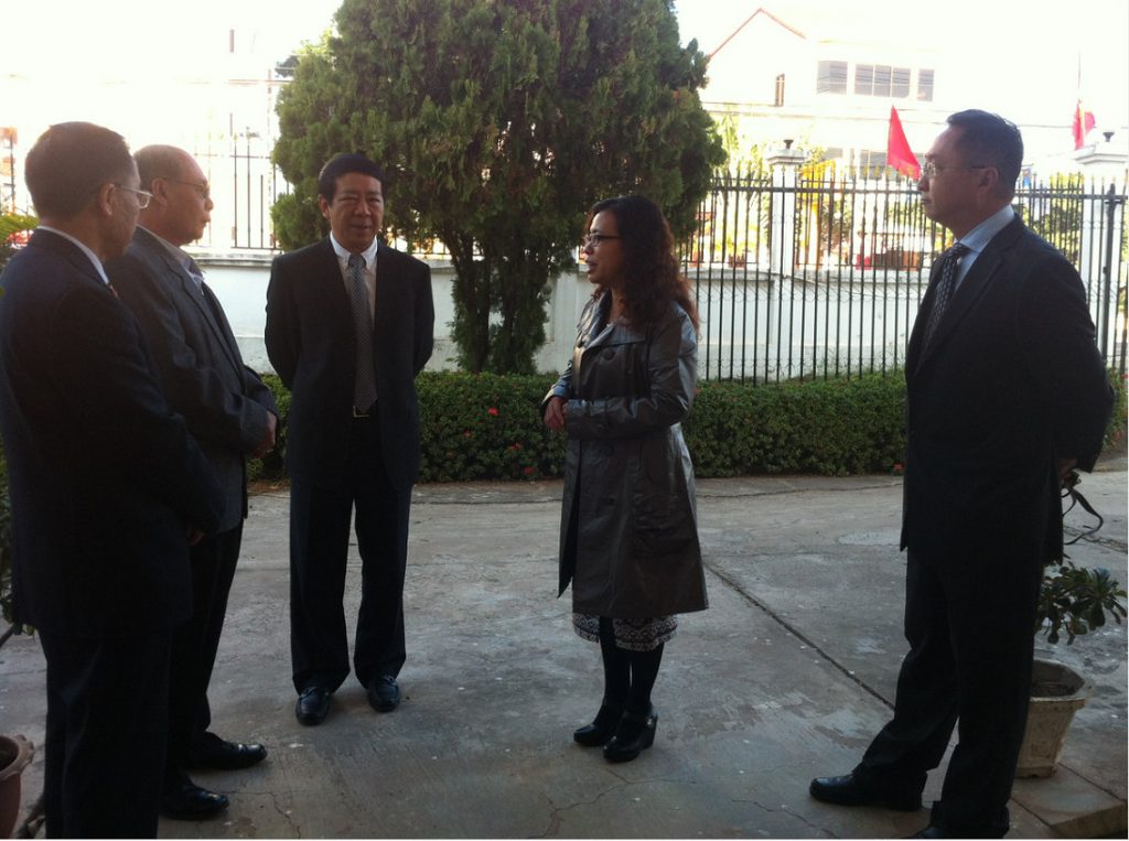 参与中老交流 增进合作友谊 共促替代发展