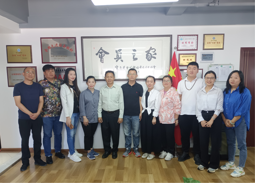 老挝国家禁毒委常务副主任翁塞·潘塔翁一行莅临我会座谈交流