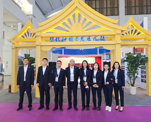 借平台 展成效 树品牌