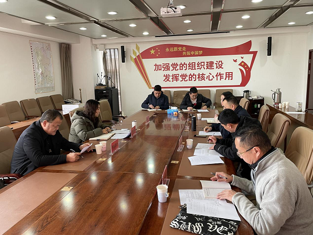 建言献策 服务行业