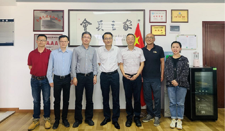 立足本职工作 服务行业大局