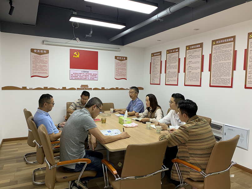 加强沟通交流 促进多领域合作